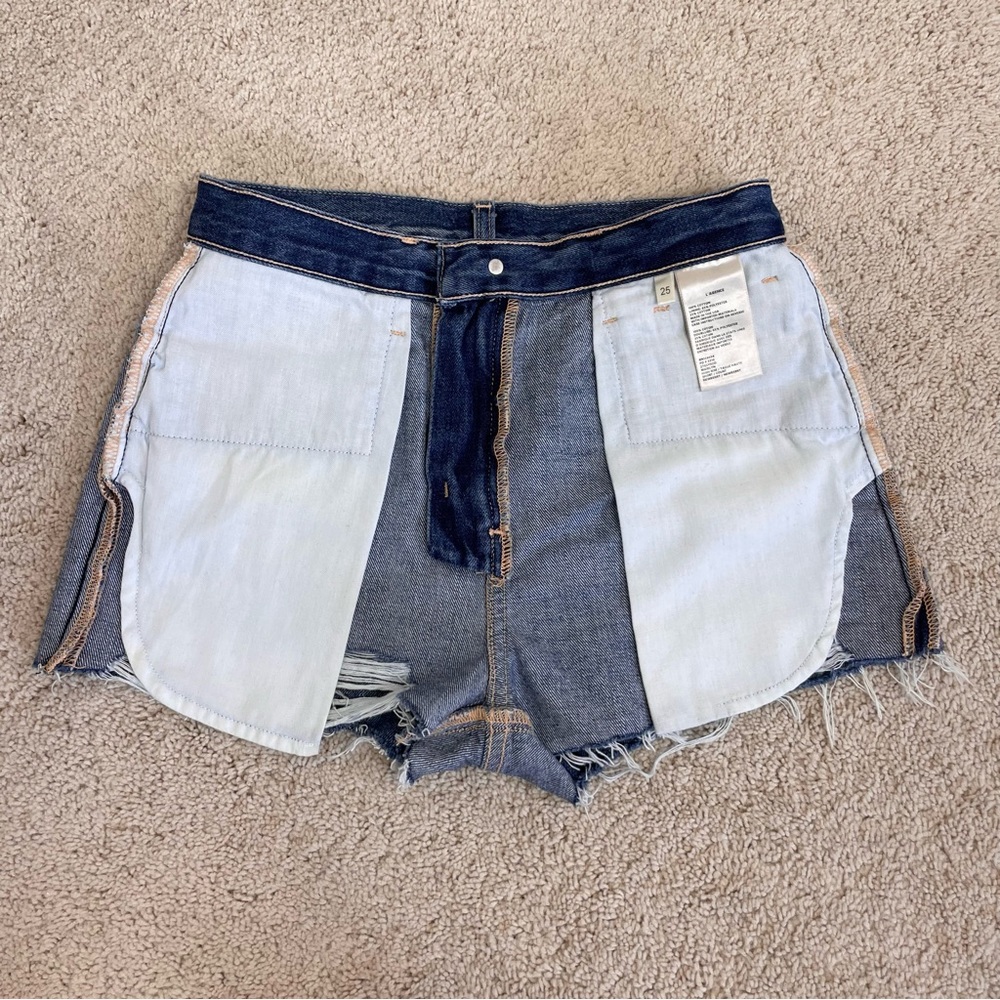 L'agence Marilyn High Rise Denim Short in Newberry - Picture 9 of 17